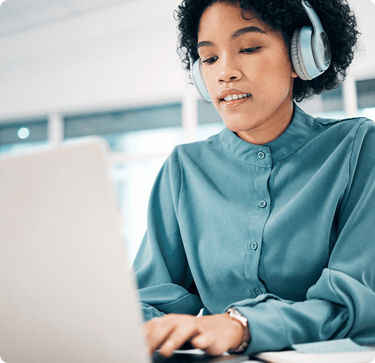 Notary hosting a session on a laptop